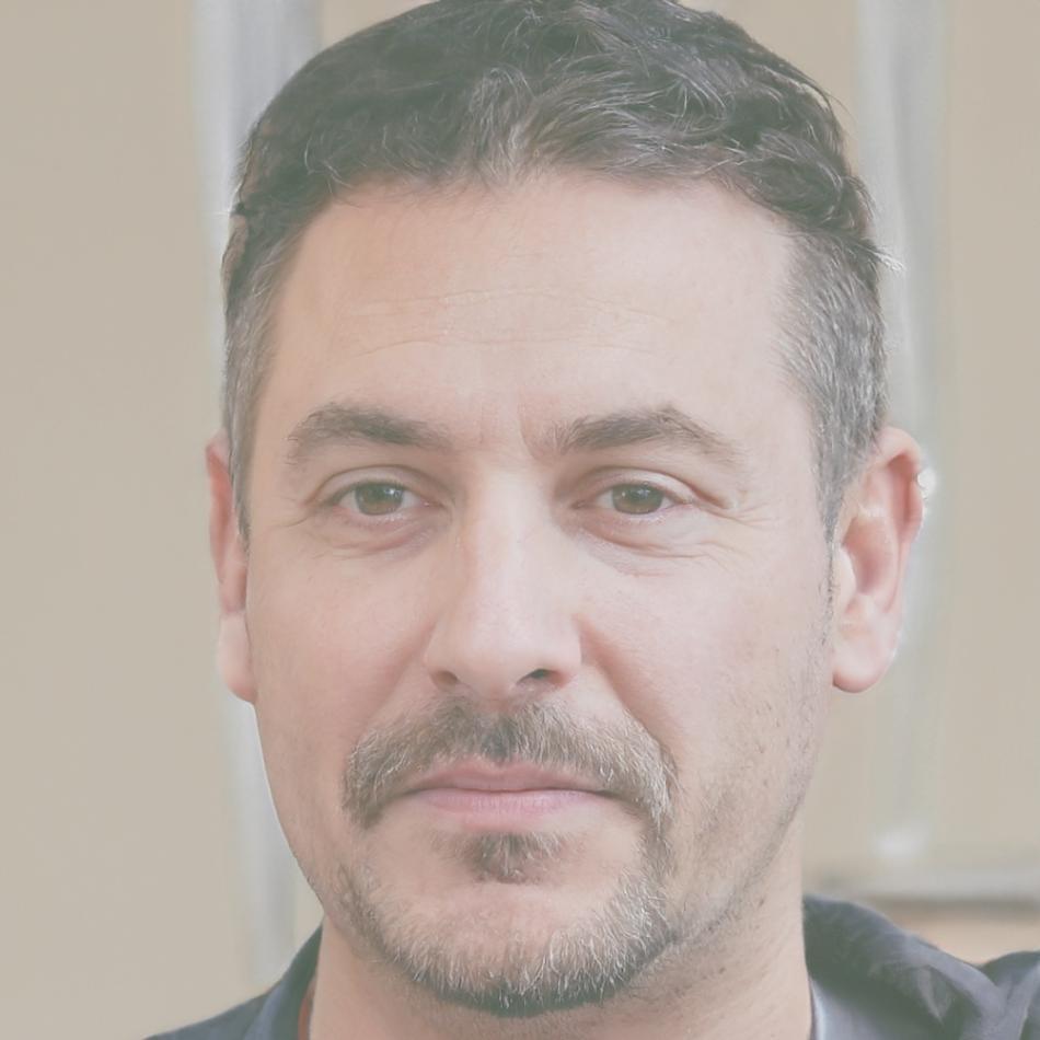 Dr. Călin Munteanu, Director de Cercetare
